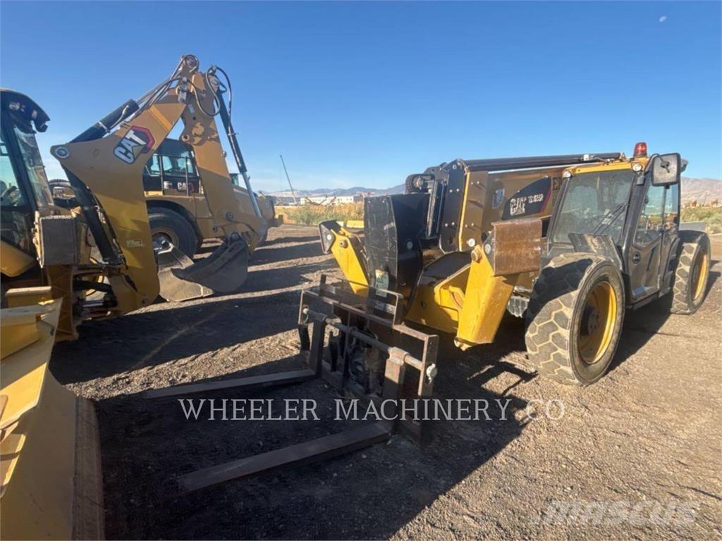 CAT TL1055D CB Teleskopické manipulátory