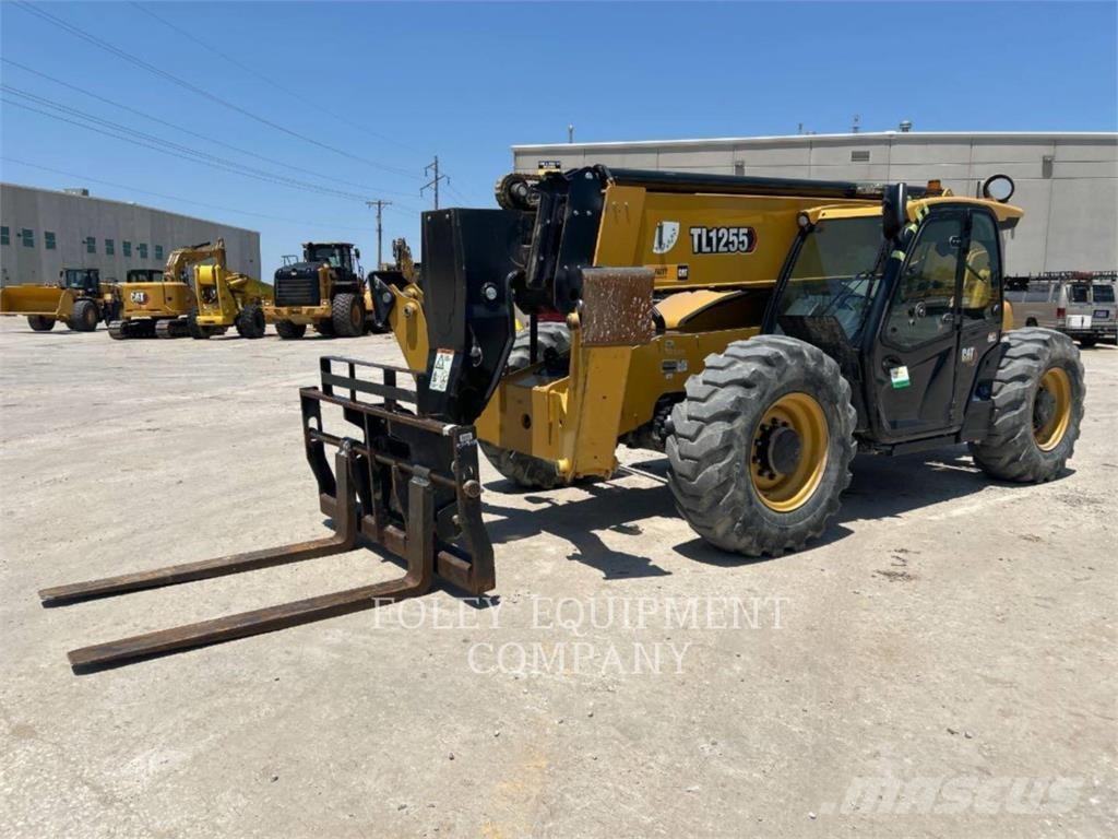 CAT TL1255-05C Teleskopické manipulátory