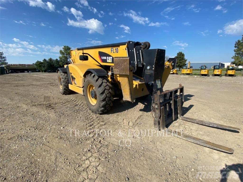 CAT TL1255D Teleskopické manipulátory