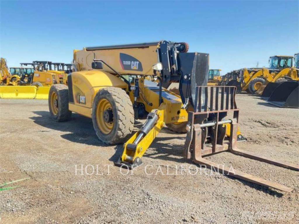 CAT TL1255D Teleskopické manipulátory
