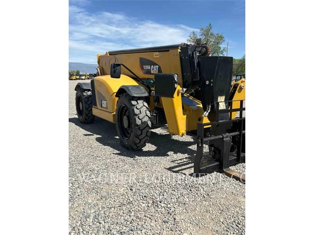 CAT TL1255D Teleskopické manipulátory