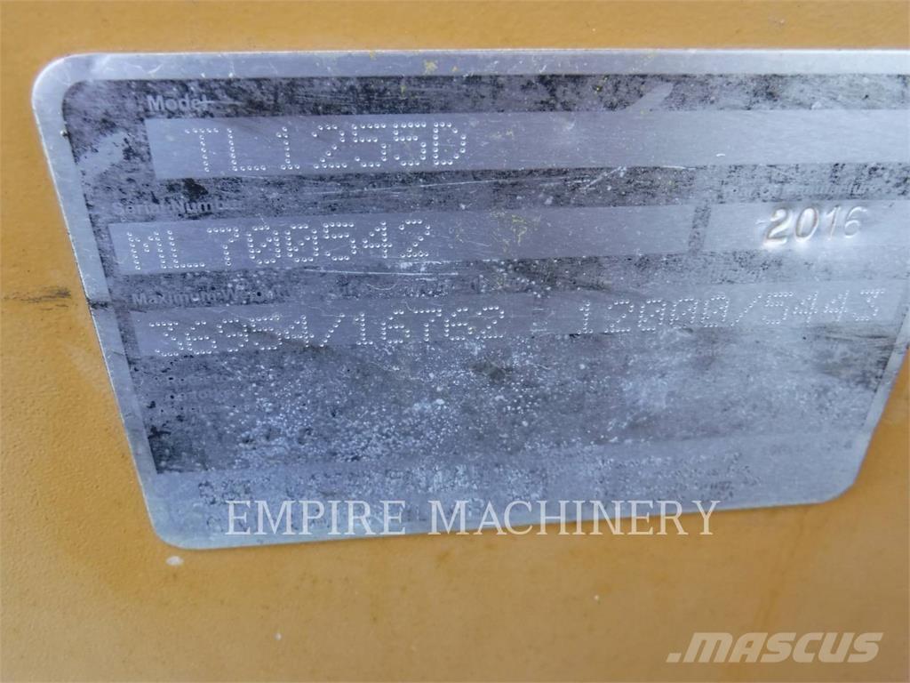 CAT TL1255D Teleskopické manipulátory