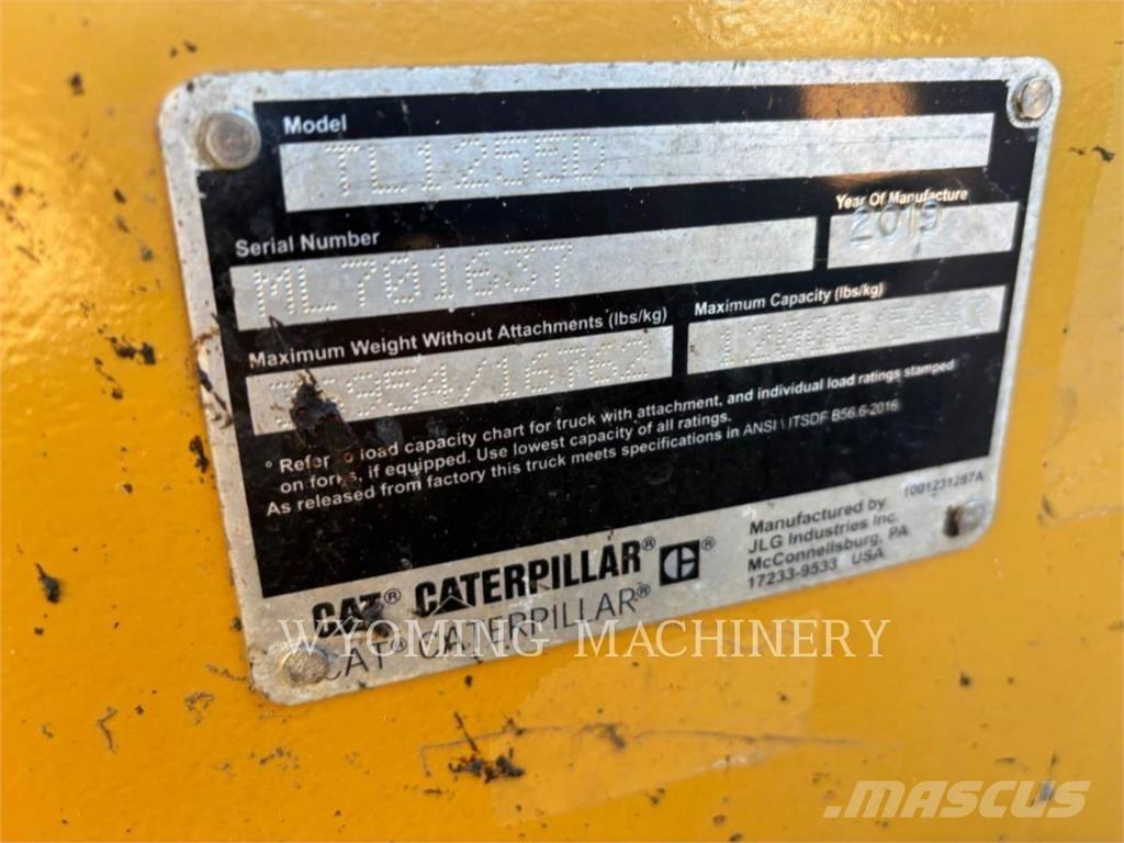 CAT TL1255D Teleskopické manipulátory