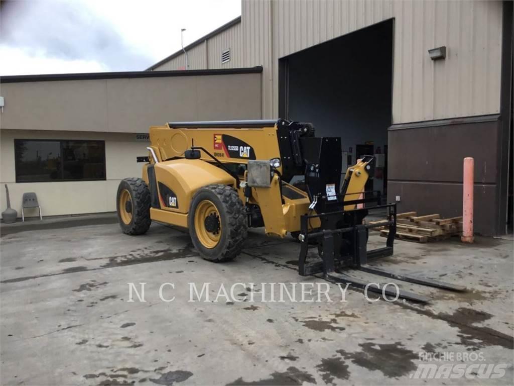 CAT TL1255D CN Teleskopické manipulátory