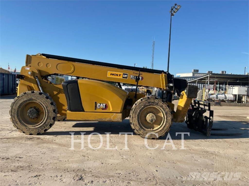 CAT TL943 Teleskopické manipulátory