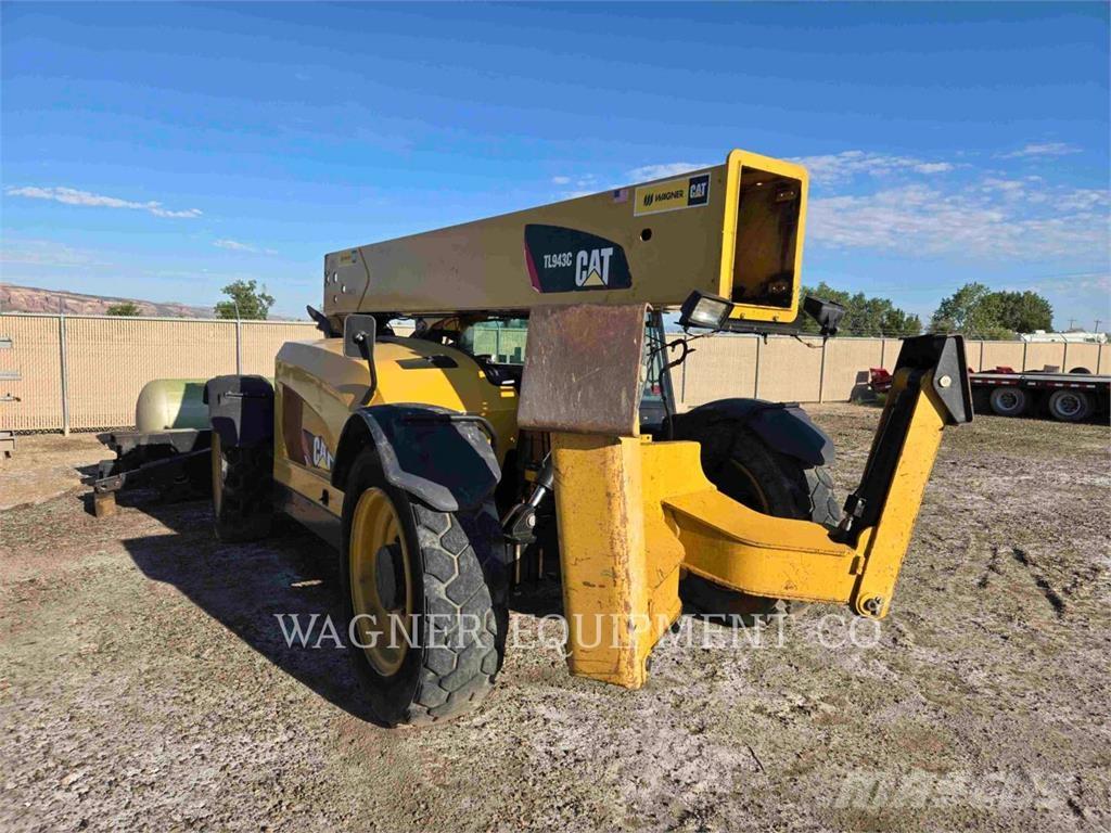 CAT TL943C Teleskopické manipulátory