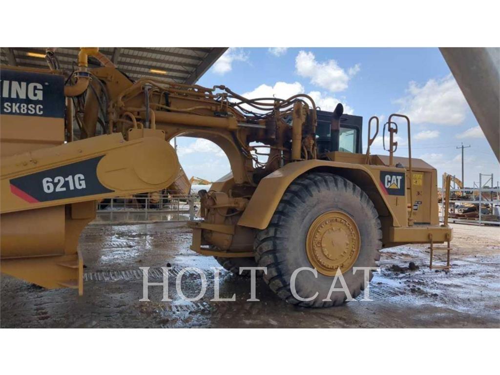 CAT W00 621G Skrejpre