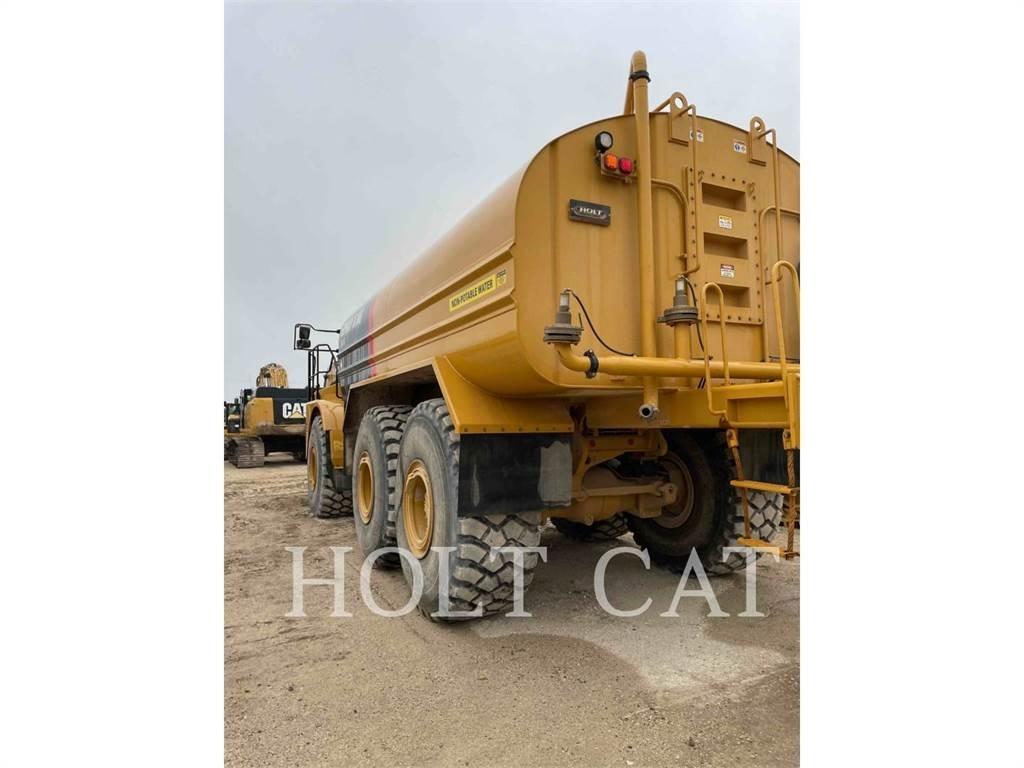 CAT W00 740 Cisternové nákladné vozidlá