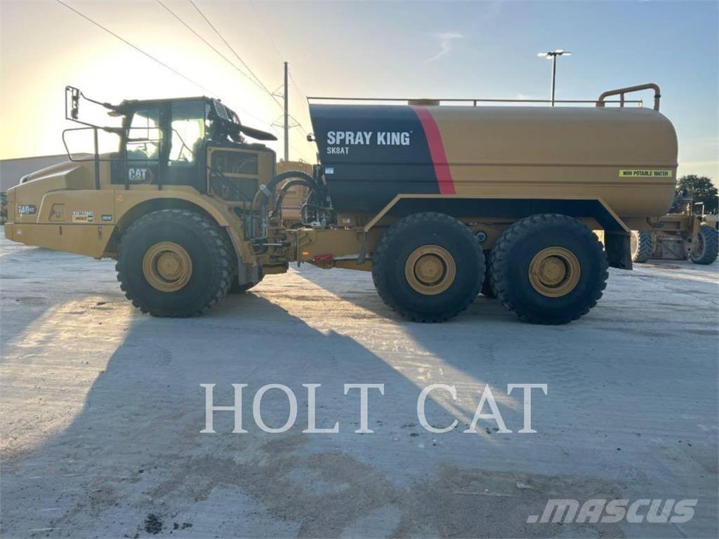 CAT W00 740GC Cisternové nákladné vozidlá