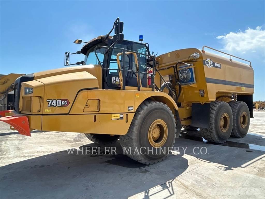 CAT WT 740 GC Cisternové nákladné vozidlá