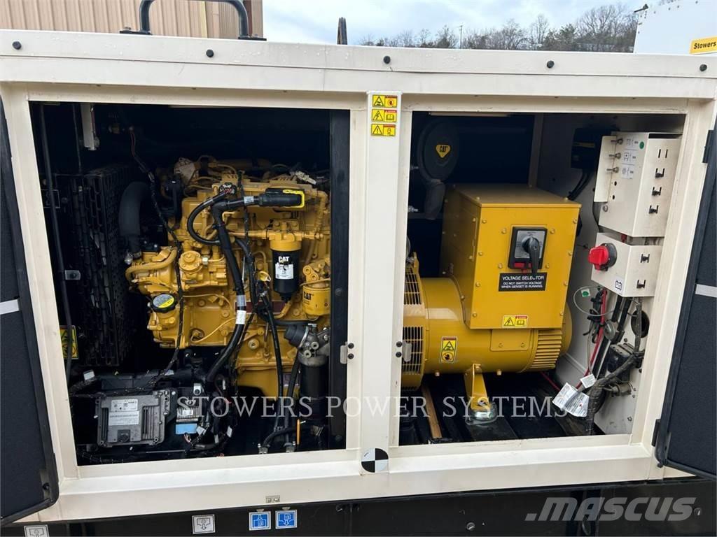 CAT XQ-60 48KW Ostatné generátory