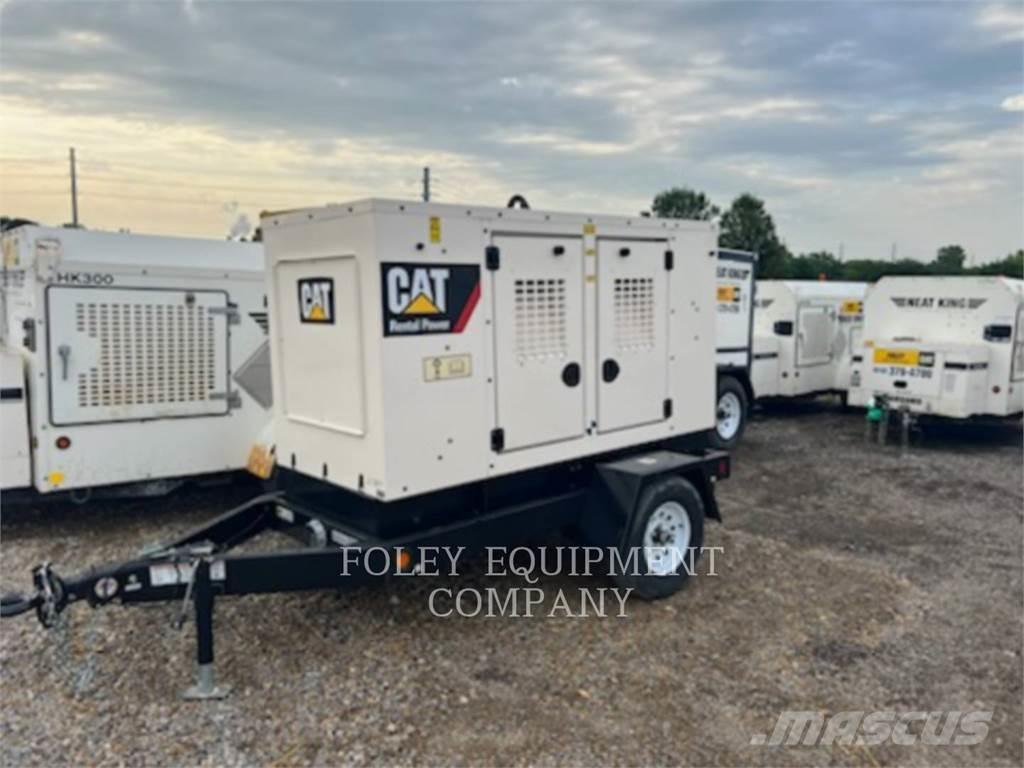 CAT XQ35KVA Ostatné generátory