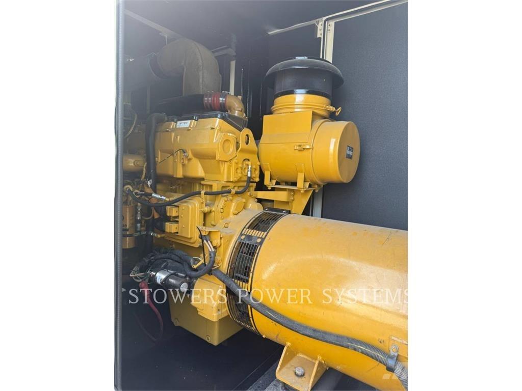 CAT XQ400 Ostatné generátory