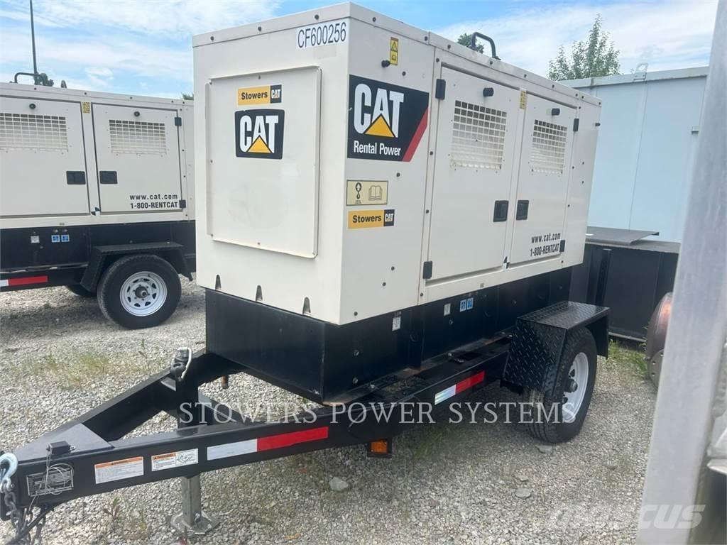 CAT XQ60 - 48KW Ostatné generátory