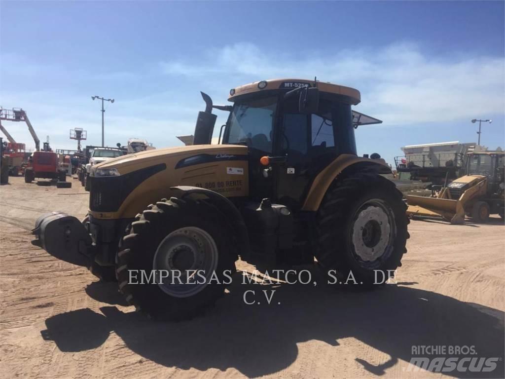 Challenger MT525D 4WD Traktory