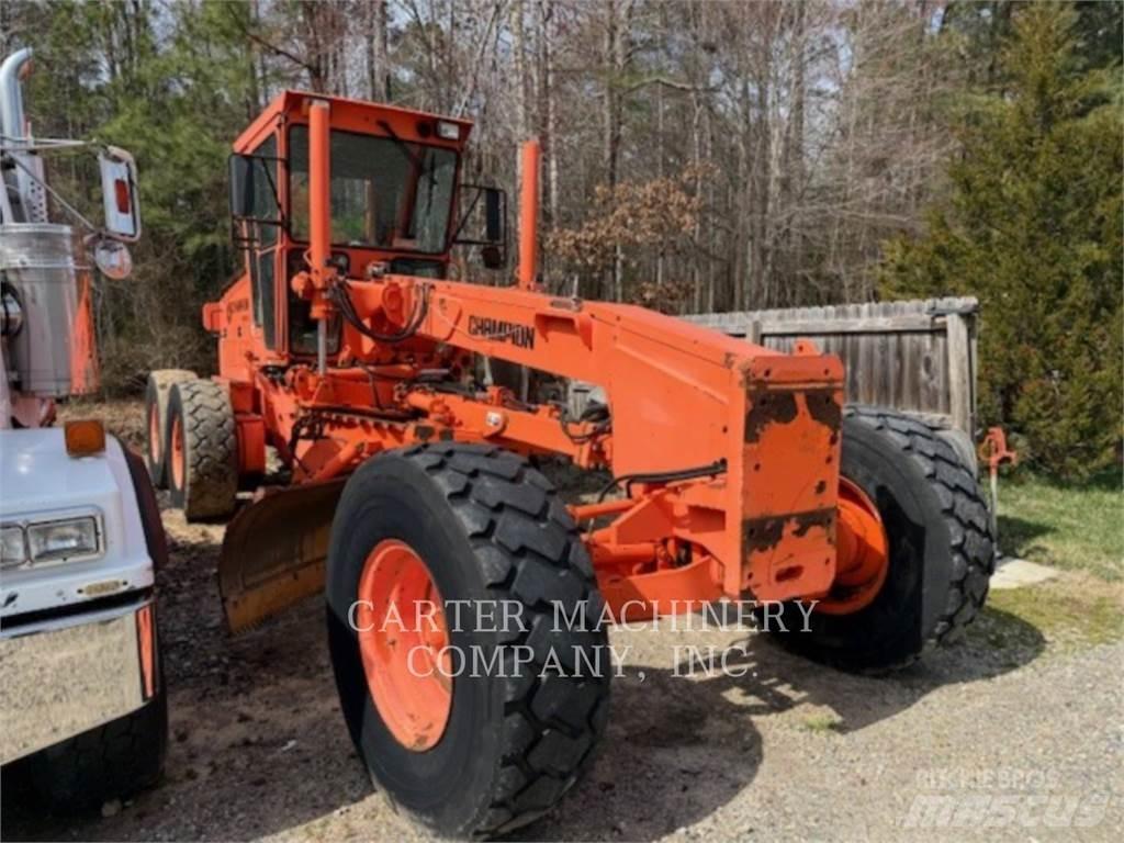 Champion 740A Grejdery