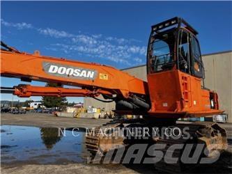 Doosan DX300LL Lesné traktory