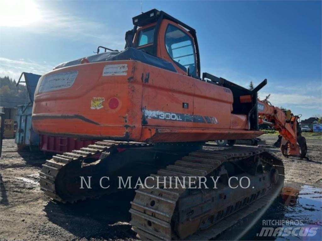 Doosan DX300LL Lesné traktory
