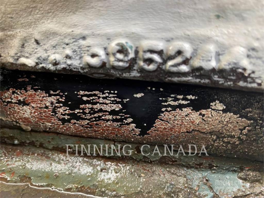 Finning M32 Povrchové vrtné súpravy