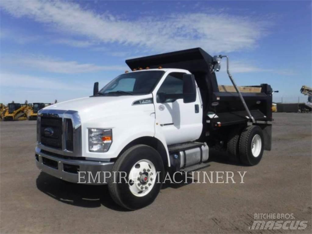 Ford / New Holland F750 Cisternové nákladné vozidlá