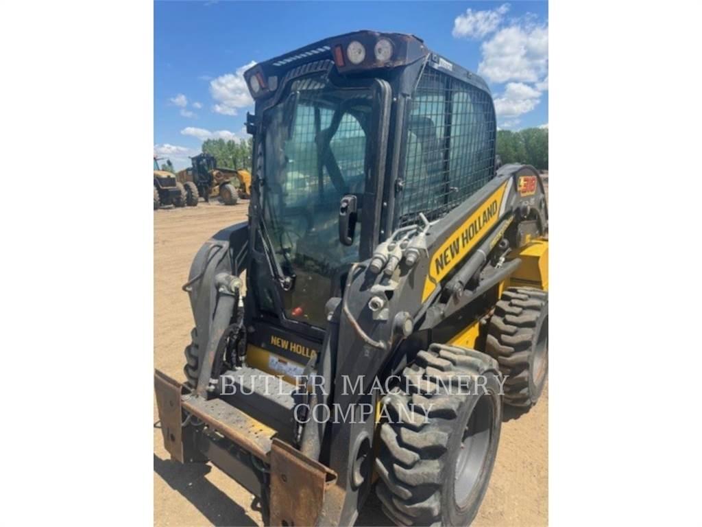 Ford / New Holland L318 Šmykom riadené nakladače