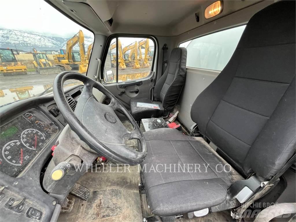 Freightliner WT4000 A Cisternové nákladné vozidlá