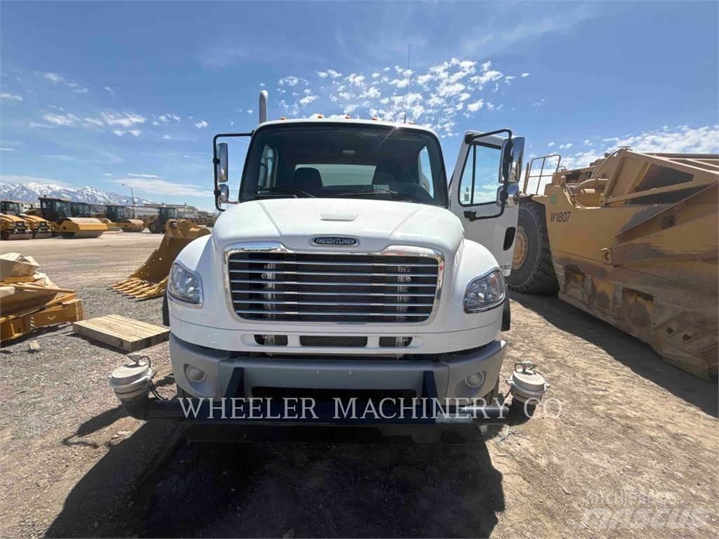 Freightliner WT4000 A Cisternové nákladné vozidlá