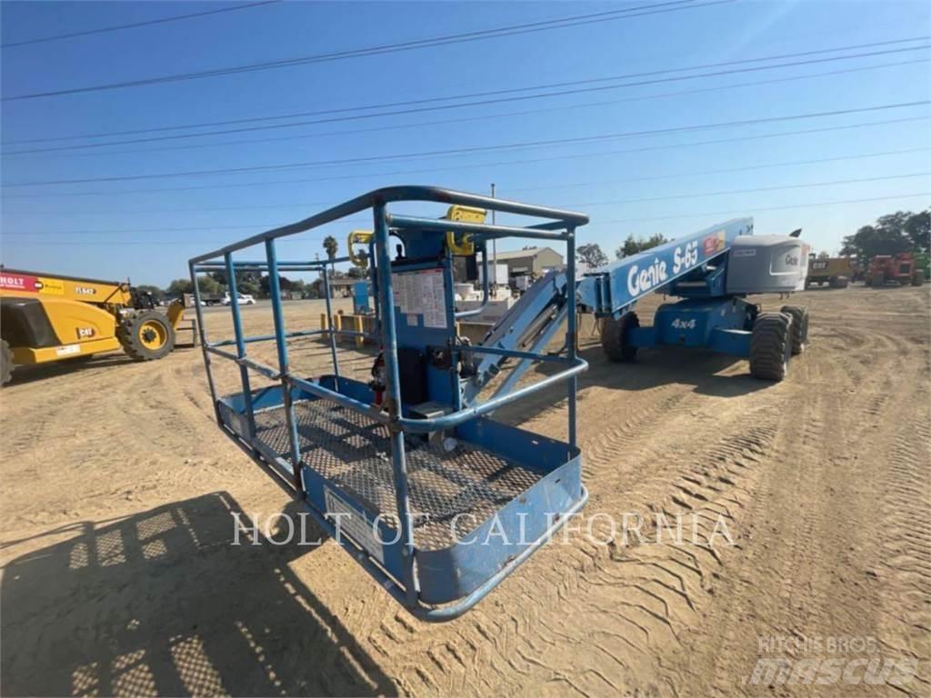 Genie BOOM S65 Kĺbové plošiny