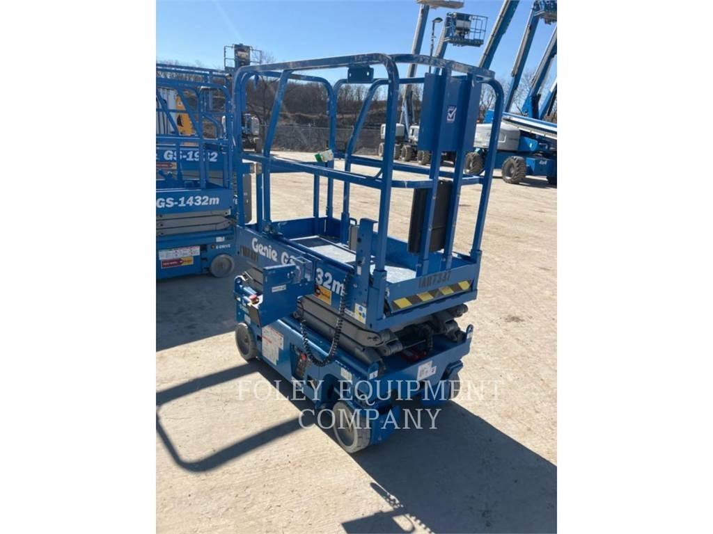 Genie GS1432 Nožnicové zdvíhacie plošiny