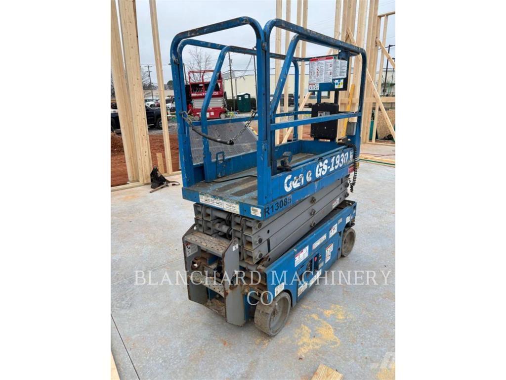 Genie GS1930 Nožnicové zdvíhacie plošiny