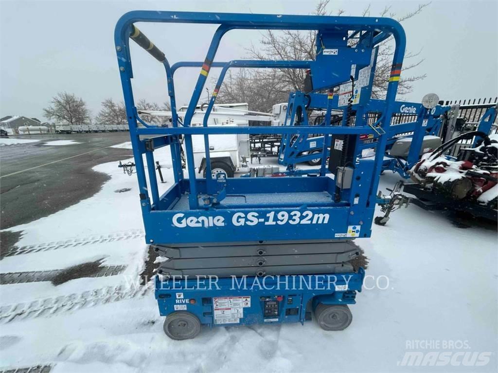 Genie GS1932M Nožnicové zdvíhacie plošiny