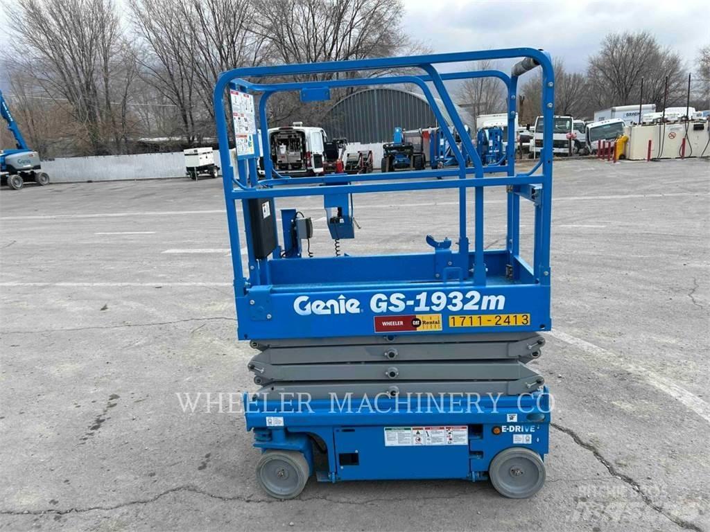 Genie GS1932M Nožnicové zdvíhacie plošiny