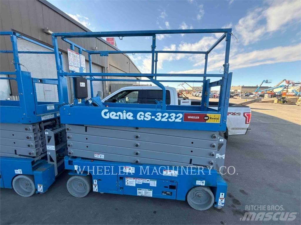 Genie GS3232 Nožnicové zdvíhacie plošiny