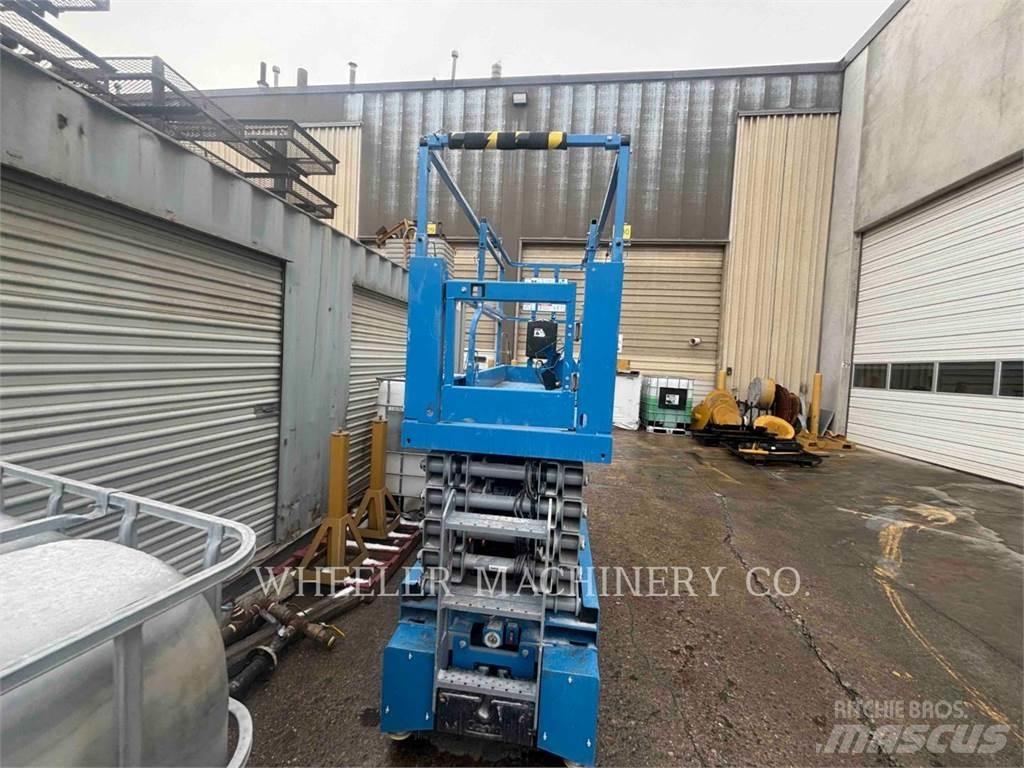 Genie GS3232 Nožnicové zdvíhacie plošiny