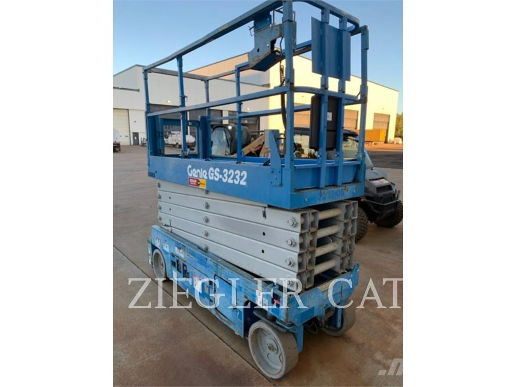 Genie GS3232 Nožnicové zdvíhacie plošiny