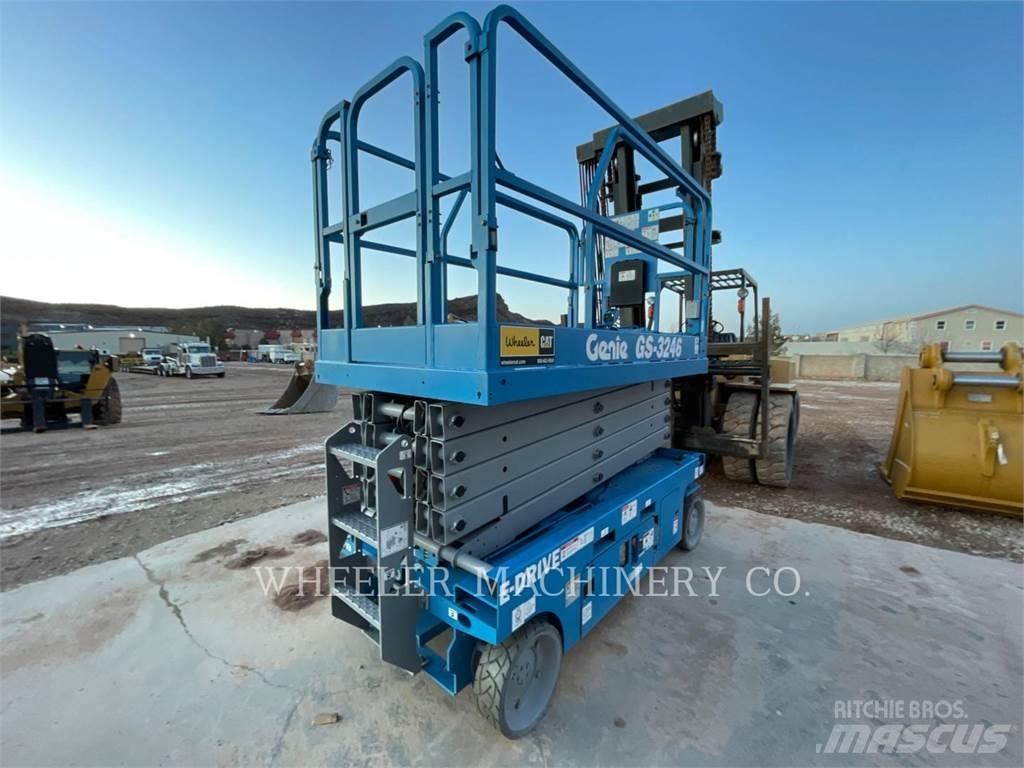 Genie GS3246 Nožnicové zdvíhacie plošiny