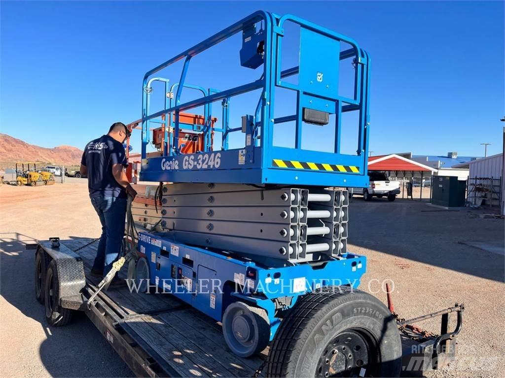 Genie GS3246 Nožnicové zdvíhacie plošiny