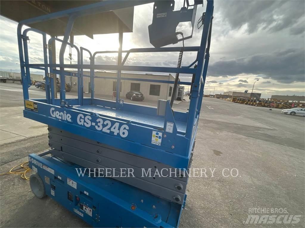 Genie GS3246 Nožnicové zdvíhacie plošiny