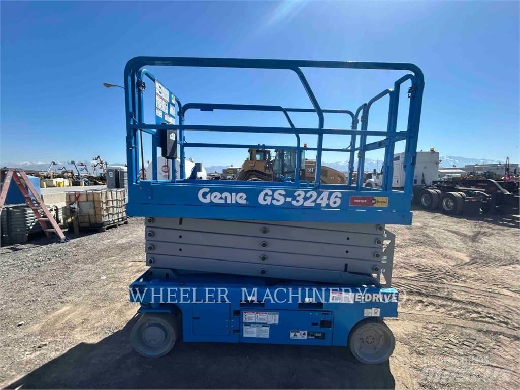 Genie GS3246 Nožnicové zdvíhacie plošiny