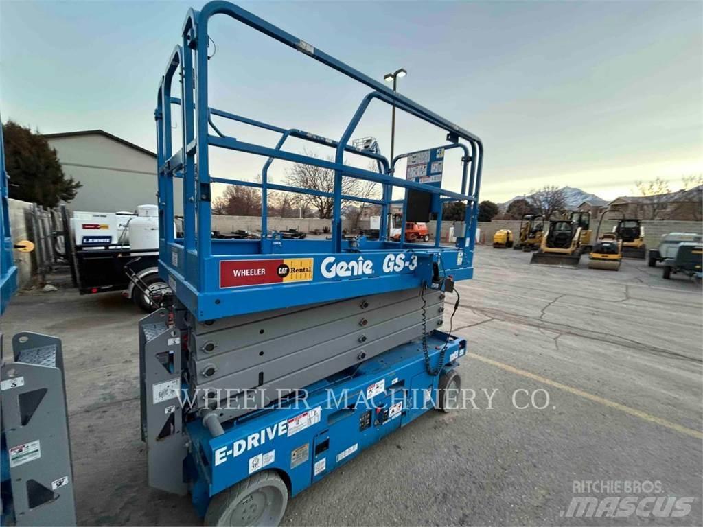 Genie GS3246 Nožnicové zdvíhacie plošiny