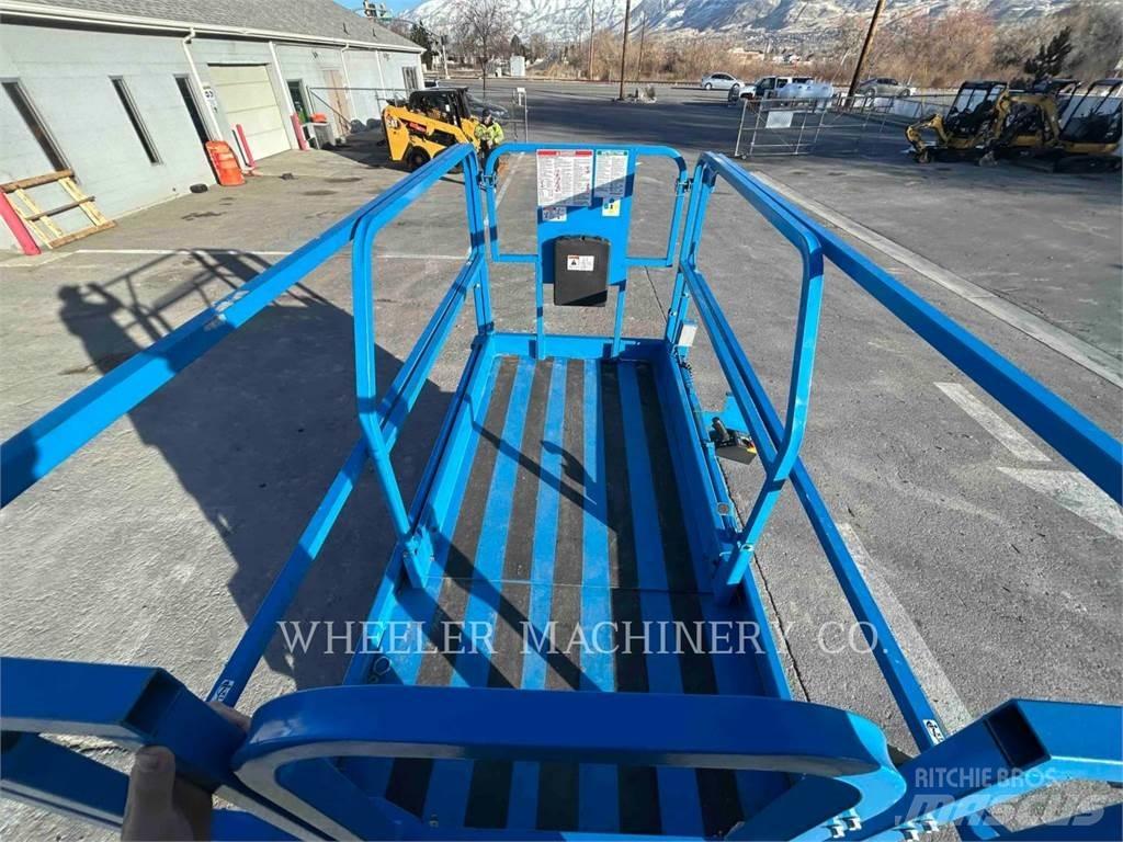 Genie GS3246 Nožnicové zdvíhacie plošiny