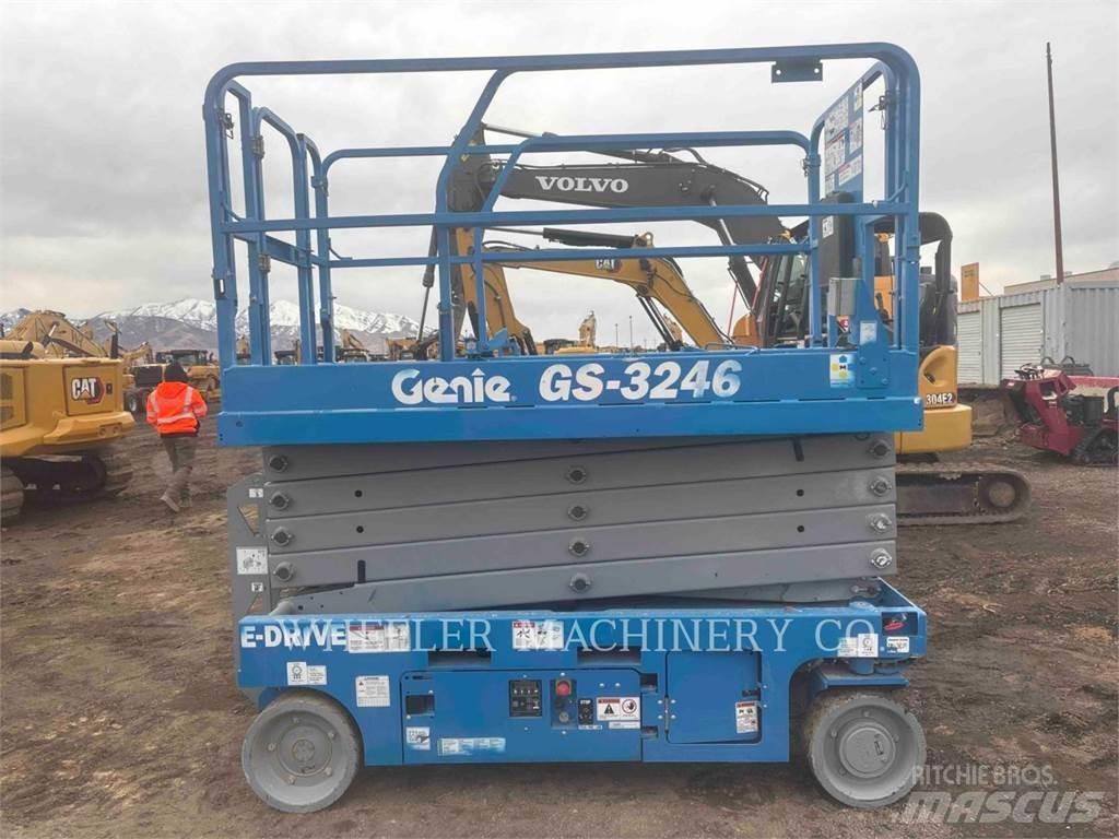 Genie GS3246 Nožnicové zdvíhacie plošiny