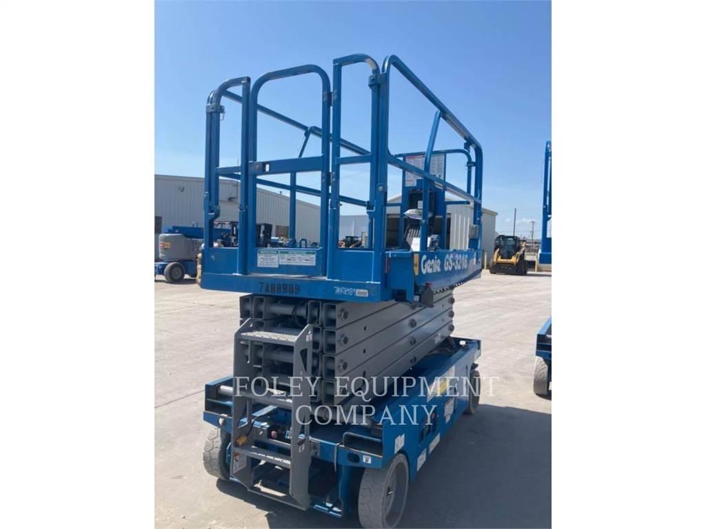 Genie GS3246 Nožnicové zdvíhacie plošiny
