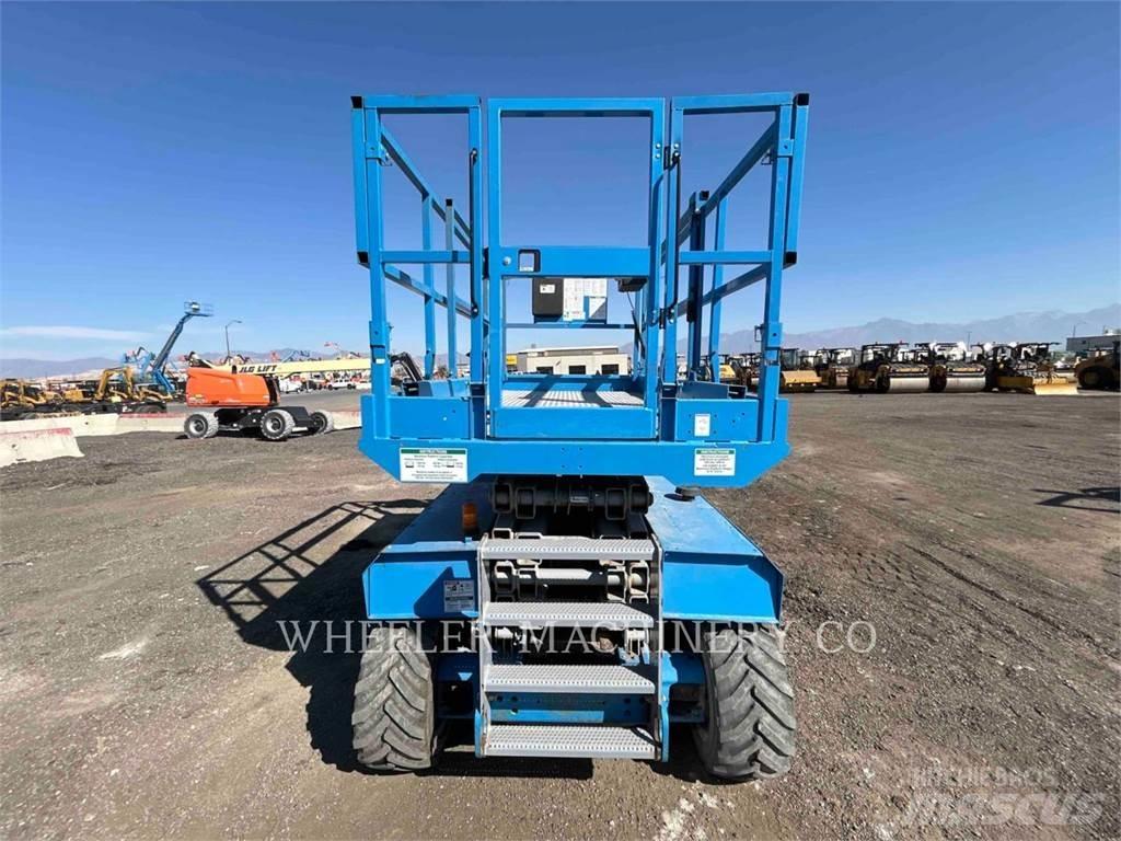Genie GS3268 RT Nožnicové zdvíhacie plošiny