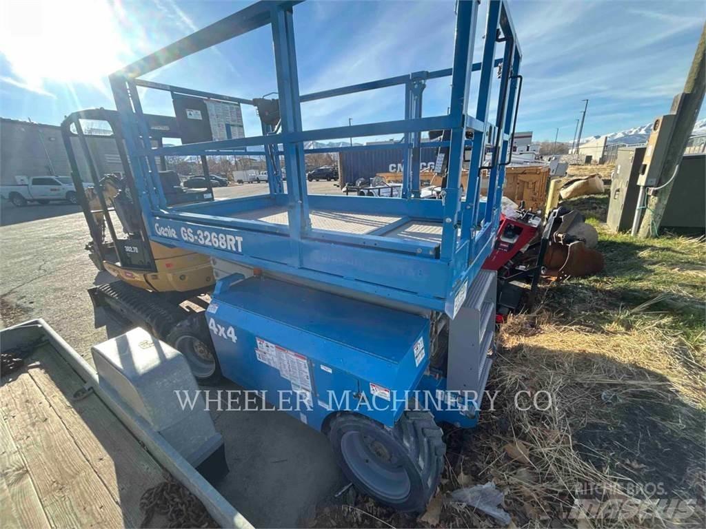 Genie GS3268 RT Nožnicové zdvíhacie plošiny