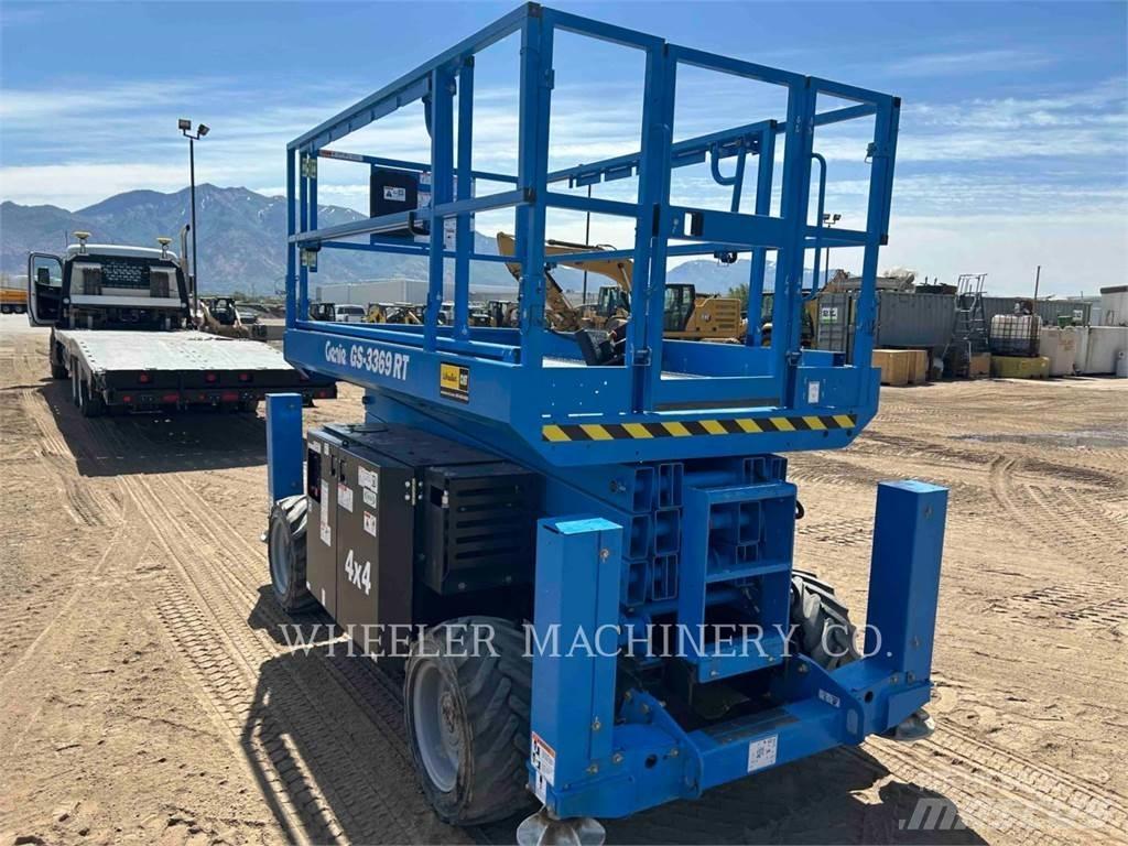 Genie GS3369 RT Nožnicové zdvíhacie plošiny