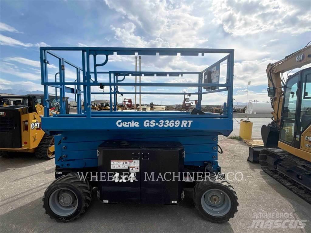 Genie GS3369 RT Nožnicové zdvíhacie plošiny