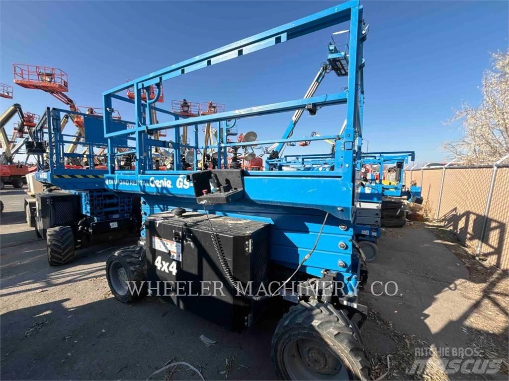 Genie GS3369 RT Nožnicové zdvíhacie plošiny