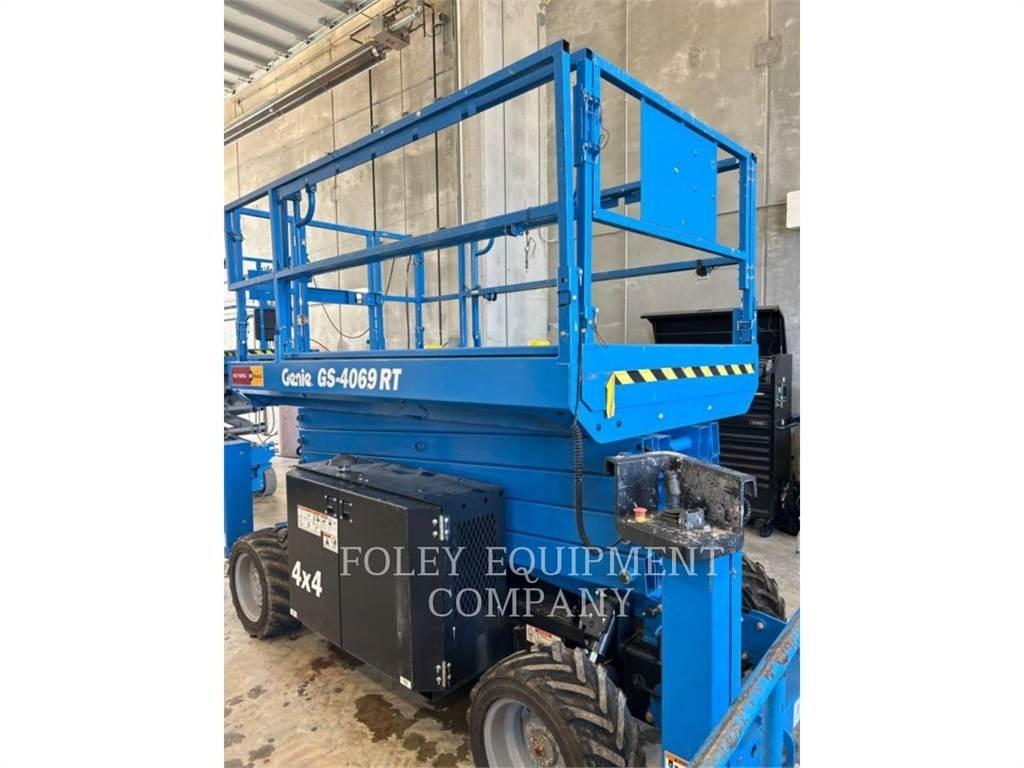 Genie GS4069RTDO Nožnicové zdvíhacie plošiny