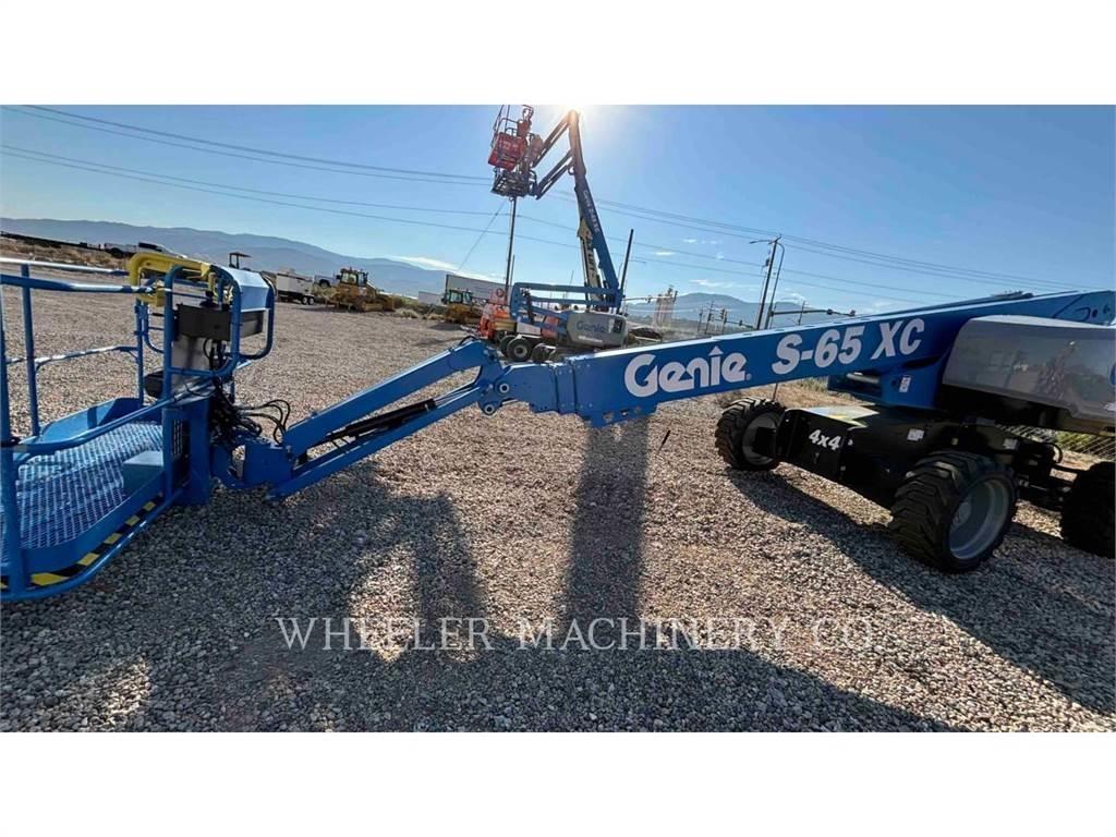 Genie S65XC Kĺbové plošiny
